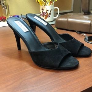 Steve Madden Black Heels. Velvet feel. Size 9. EUC.